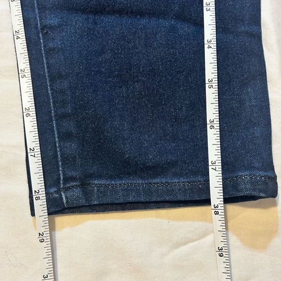 Madewell women’s straight leg Jean - Picture 4 of 8